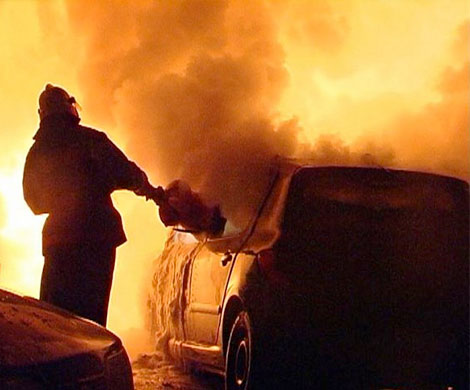 В Кировском районе Петербурга сгорели две иномарки