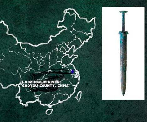 В Китае был обнаружен меч, которому более 3 тысяч лет