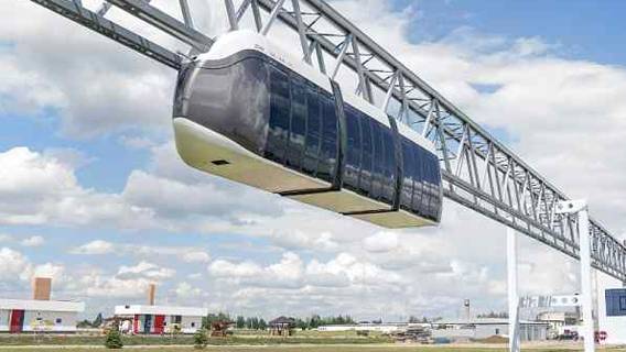 В Китае произведен первый в мире подвесной поезд на новых источниках энергии