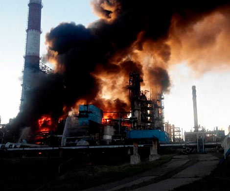 В Коми потушили горевшую месяц нефтяную скважину