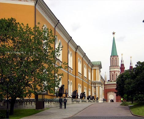 В Кремле отрицают участие РФ в атаке на сеть Демократической партии В Кремле отрицают участие РФ в атаке на сеть Демократической партии