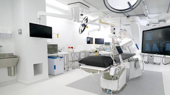 В Лондоне открыли высокотехнологичную больницу с роботами и «королевским» видом из окон