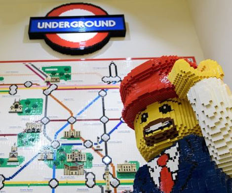 В Лондоне открылся крупнейший в мире магазин Lego