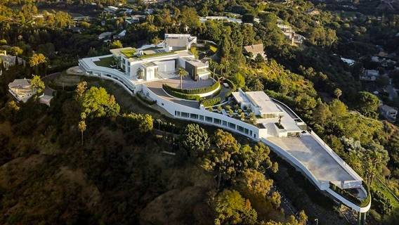В Лос-Анджелесе на продажу будет выставлен самый дорогой дом в США
