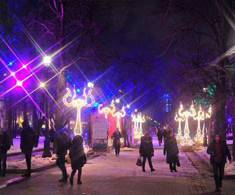 В Москве для ландшафтного освещения Бульварного кольца использовали 13 тысяч прожекторов