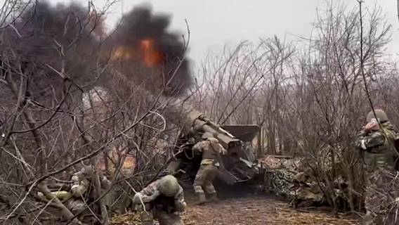 В ответ на теракт в Брянской области ВС РФ нанесли по территории Украины «удары возмездия» В ответ на теракт в Брянской области ВС РФ нанесли по территории Украины «удары возмездия»