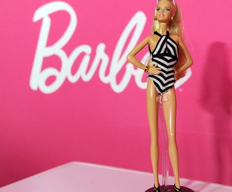 В рекламе кукол Barbie впервые снялся мальчик