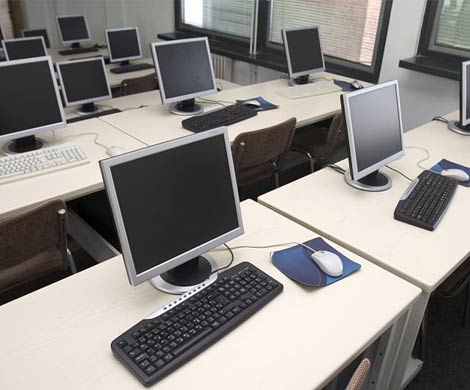 В школьном расписании появятся  уроки интернет-безопасности