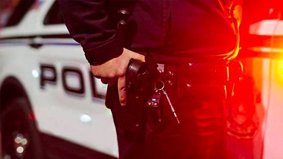 В США арестовали двух мужчин за то, что они выдавали себя за сотрудников министерства нацбезопасности