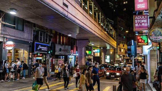В Великобританию могут мигрировать до 200 тыс. жителей Гонконга