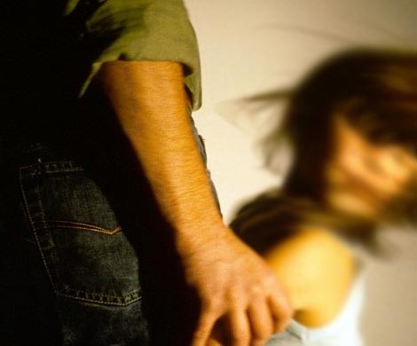 В Златоусте педофил, вооруженный спичечным коробком, изнасиловал 8-летнюю девочку В Златоусте педофил, вооруженный спичечным коробком, изнасиловал 8-летнюю девочку