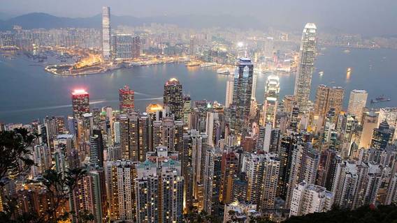 Великобритания сообщила, что Гонконг больше не признает двойное гражданство