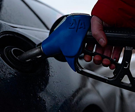 Венесуэла перейдет на рыночные цены на топливо