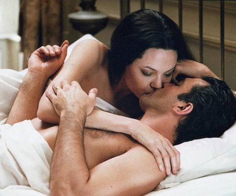 Любовь на экране: 5 секретов съемки постельных сцен в кино