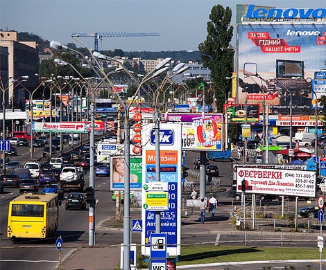 Власти Екатеринбурга перенимают московский опыт по использованию рекламных площадей