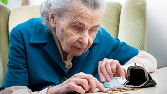 Власти придумали новый способ отобрать деньги у российских пенсионеров