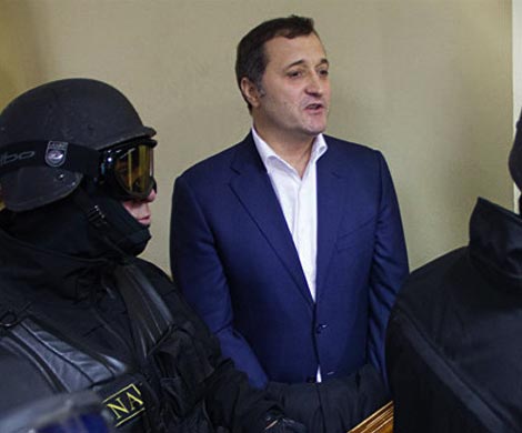 Экс-премьер Молдавии проведет за решеткой 9 лет Экс-премьер Молдавии проведет за решеткой 9 лет