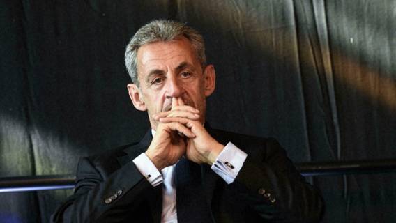 Экс-президент Франции Николя Саркози получил тюремный срок за незаконное финансирование избирательно кампании
