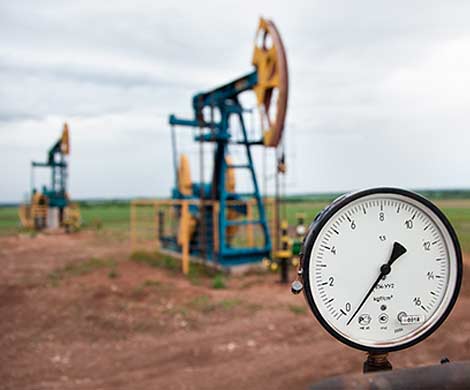Эксперты предсказали падение нефтедобычи в России на треть из-за санкций