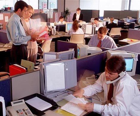 Эксперты советуют перестать работать в офисе