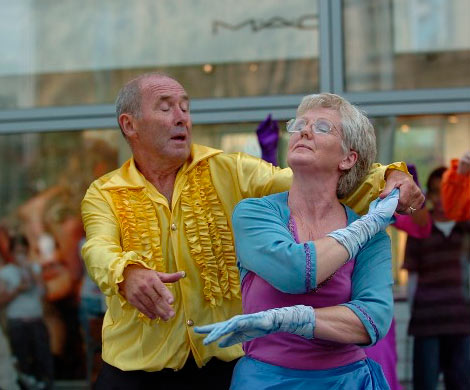 Занятие танцами является идеальным способом поддержания формы для пожилых людей