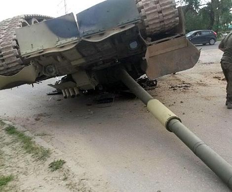 Жительница Омска отсудила 700 тысяч рублей за аварию с танком